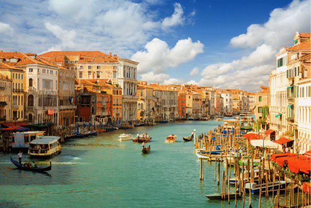 Italie – Toscane : parfait pour les escapades culturelles et gastronomiques.